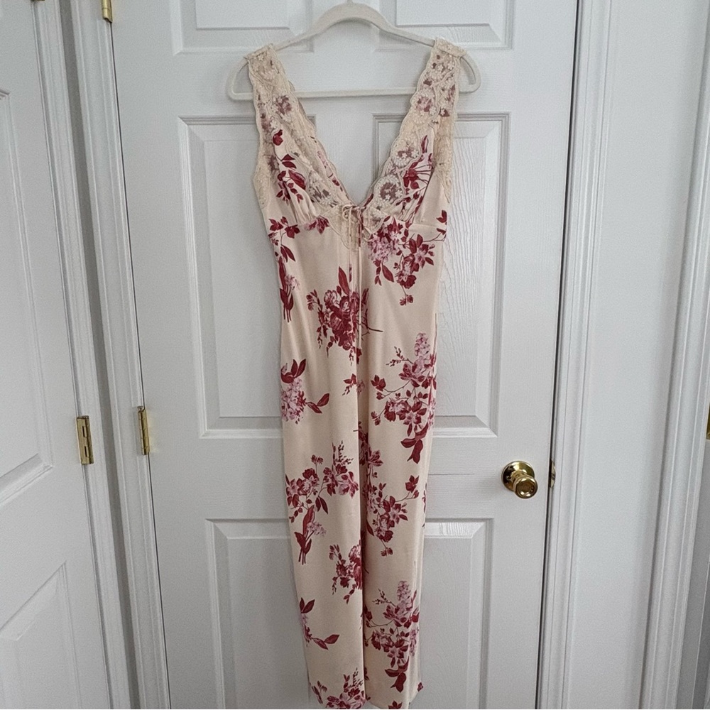 Abercrombie & Fitch Cream and Red Floral Midi Dress